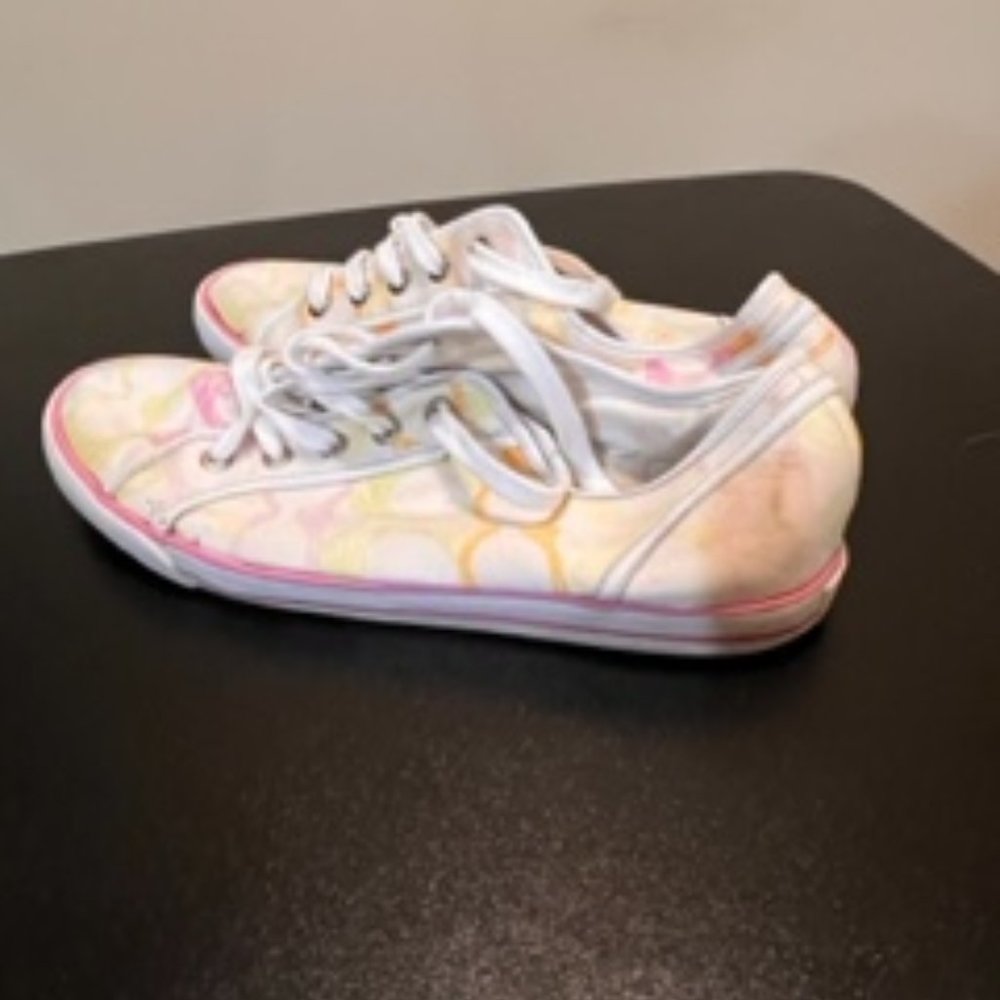 Coach size 11 Dee multicolored sneakers